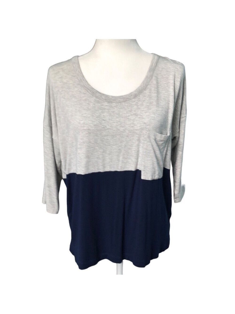Club Monaco Colorblock Gray and Navy Blue Long Sleeve Top Size Small Oversized